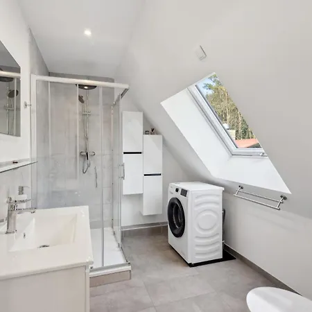 Hof Heideglueck شنيفردينغين